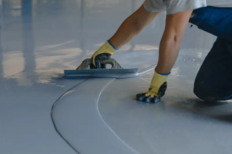 como pintar piso com tinta epóxi