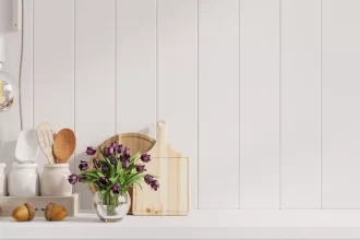 o que colocar na parede da cozinha para decorar