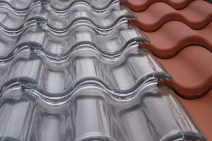 telhas de plástico transparente